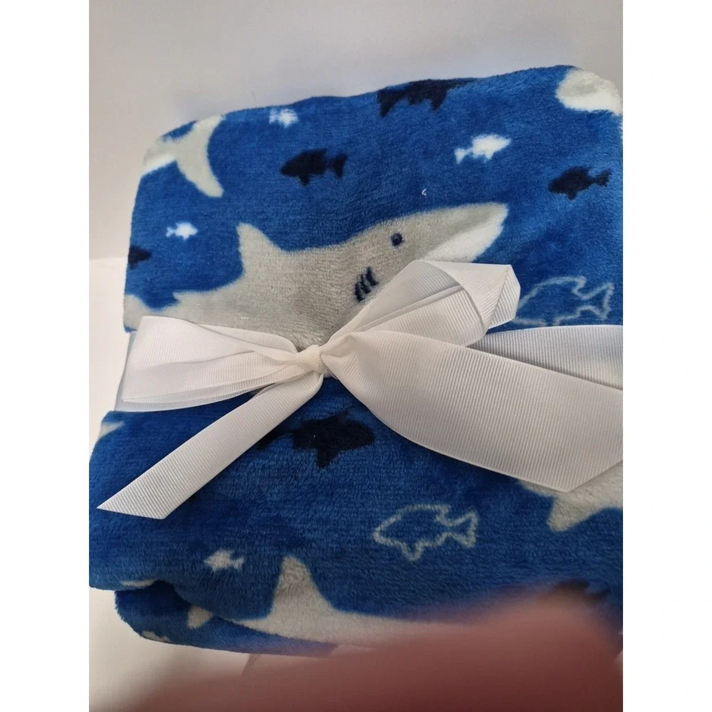 Kids Throw & Neck Pillow Set SHARK Print Soft Plush Travel Pillow NEW WITH TAGS